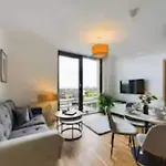 New! 2 Bedroom Flat In Waters By With Us, Perfect For Families, Couples & Groups, Free Private Parking! Apartamento