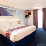 Travelodge Arena 3* Manchester