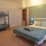 Konukevi Sandy House Manchester