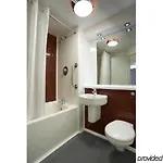 Отель Travelodge Arena Манчестер