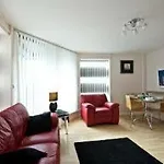 Dreamhouse Centre *
