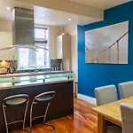 Appartement No 1 - The Old Red King Pub, Whitefield,