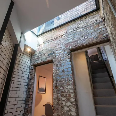 Luxury Georgian Town House With Roof Garden By Pillo * Manchester