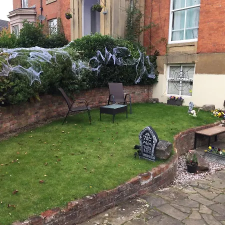 曼彻斯特皇后旅馆 招待所