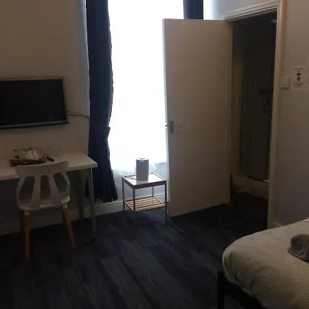 招待所 曼彻斯特皇后旅馆 3*