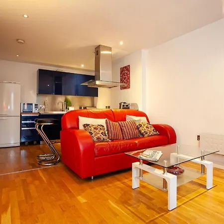Stunning In The Centre Of That Sleeps 6 *