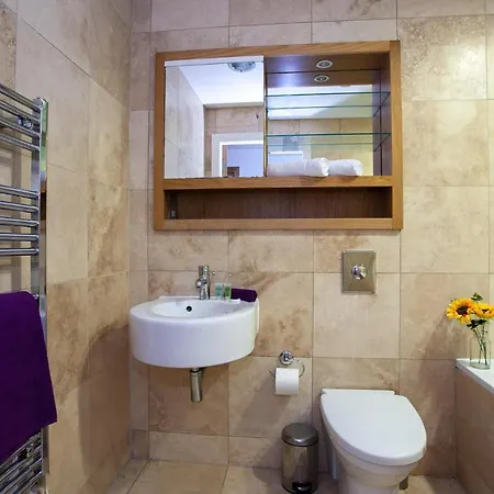 Stunning In The Centre Of That Sleeps 6 Apartment Manchester