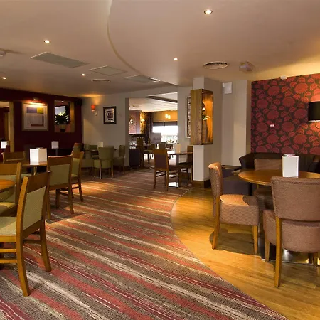 Premier Manchester 3*