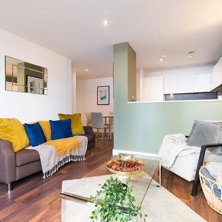 Lägenhet City Centre 2 Bedroom Luxury Townhouse - With An Outdoor Hot Tub