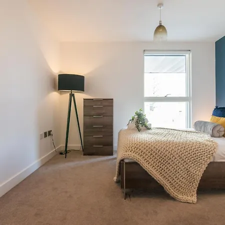 City Centre 2 Bedroom Luxury Townhouse - With An Outdoor Hot Tub Lägenhet