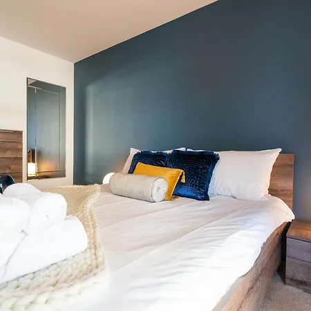 Lägenhet City Centre 2 Bedroom Luxury Townhouse - With An Outdoor Hot Tub *