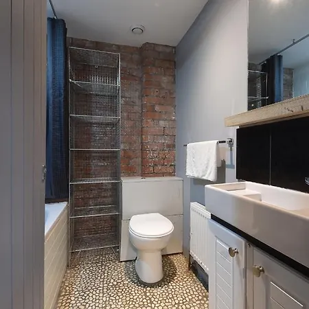 Mason Street Sleeps 16 Apartamento