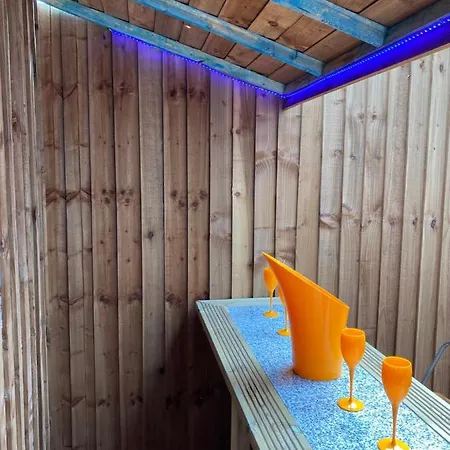 Apartamento Mason Street Sleeps 16 Manchester