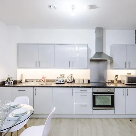 2 Bedroom Hosted By Mcr Dens Lägenhet *