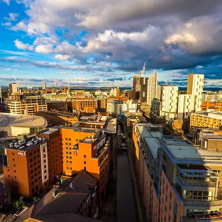 Hilltop Serviced - Deansgate *