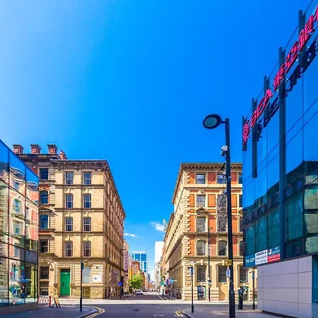 Hilltop Serviced - Piccadilly * Manchester