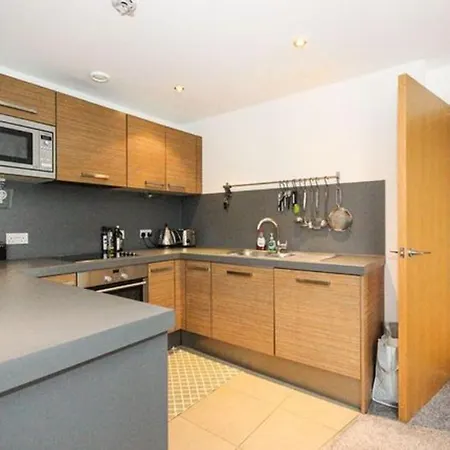 Impeccable 2-bed - Central Apartmán