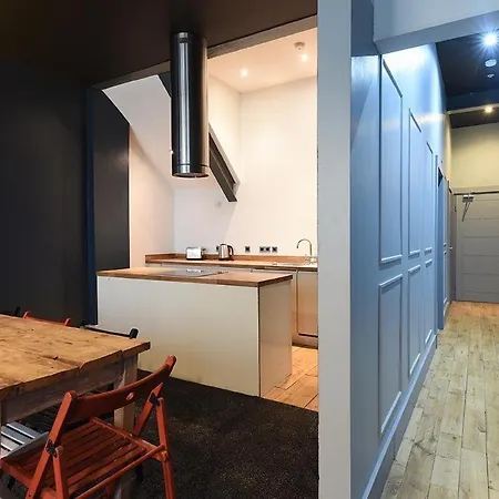 Slps 14 Hot Tub, Bar & Outdoor Terrace Daire