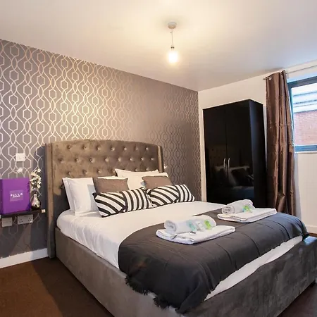 דירה Spacious In Northern Quarter With Private Balcony מנצ'סטר