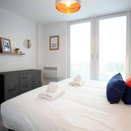 Amazing 3bed2bath 5min To Old Trafford Stadium