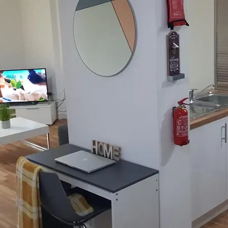 Апартаменты Amazing 2-bed In Media City Games *