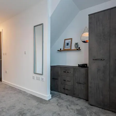 Amazing 3bed2bath 5min To Old Trafford Stadium Apartment *
