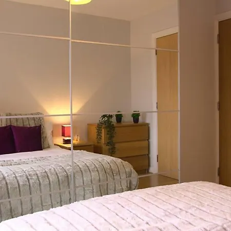 Relaxing City With Free Parking & Flexible Check-in *