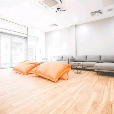 Апартаменты Amazing 2-bed In Media City Games *