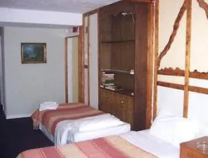 Hotel The Rams 2*