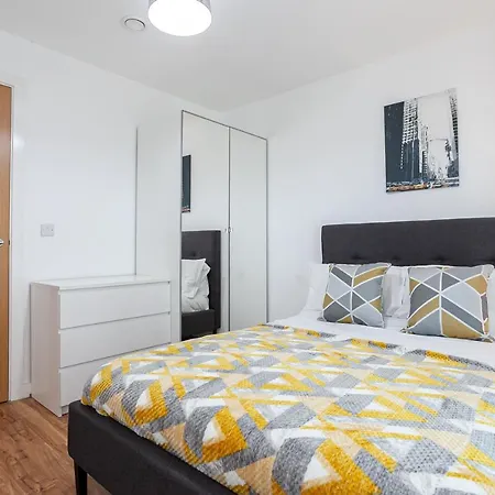 A Modern And Trendy 1 Bed Apartment In Media City דירה מנצ'סטר