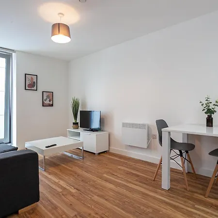 A Modern And Trendy 1 Bed Apartment In Media City מנצ'סטר