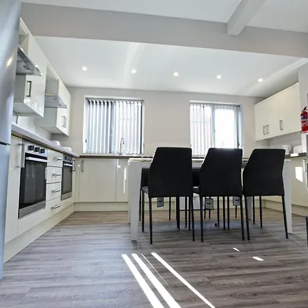 Townhouse No 6 3*