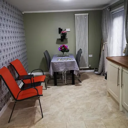 Apartamento Brigstock Holidays House Mánchester