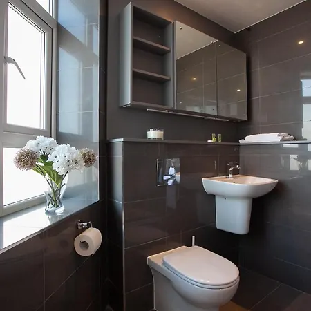 Luxury, Spacious In Central By Pillo マンチェスター