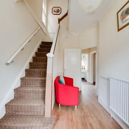 בית נופש Pass The Keys 3 Bed Home Ideally Situated In Old Trafford Manutd