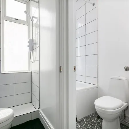 Shared Short Term South Rum i privatbostad Manchester