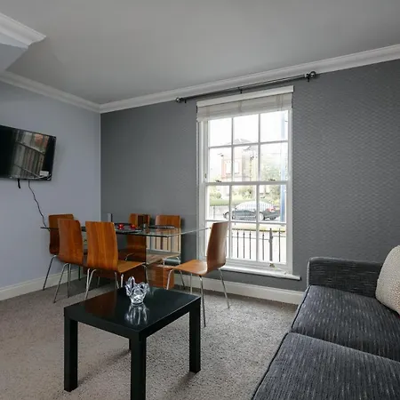 The Finney - Gorgeous, Chic 3 Bedroom House 別荘