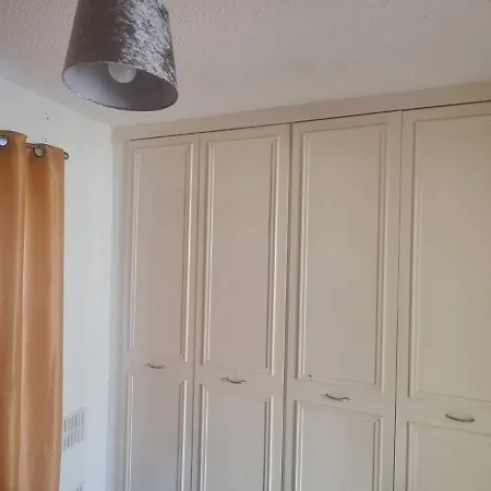 Remarkable 1-Bed Apartment In Manchester