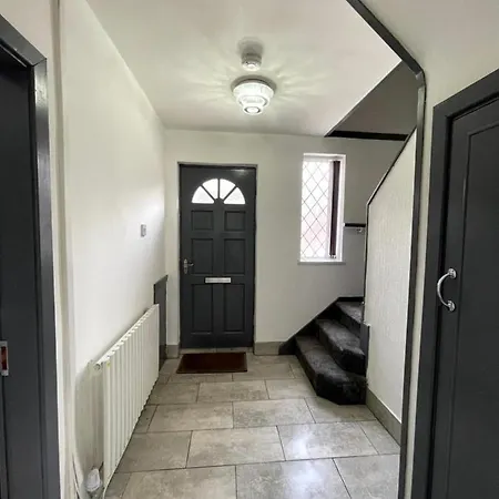 Aylesbury Dwelling 게스트하우스 맨체스터