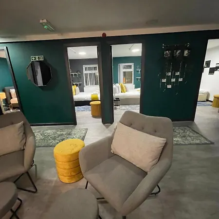 Holiday home Lovely Party House - Centrally Located