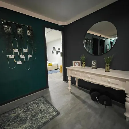 Lovely Party House - Centrally Located * Manchester