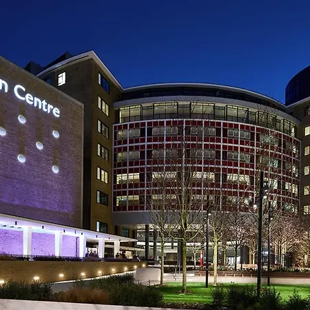 Media Stays - Luxury アパート *