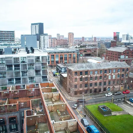 Castlefield Luxury Roof Garden