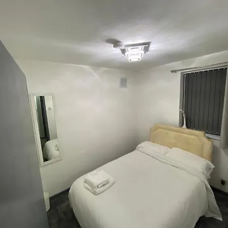 게스트하우스 Aylesbury Dwelling 맨체스터