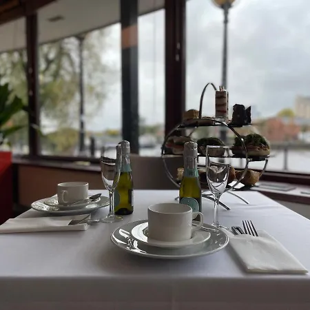 Copthorne Salford Quays