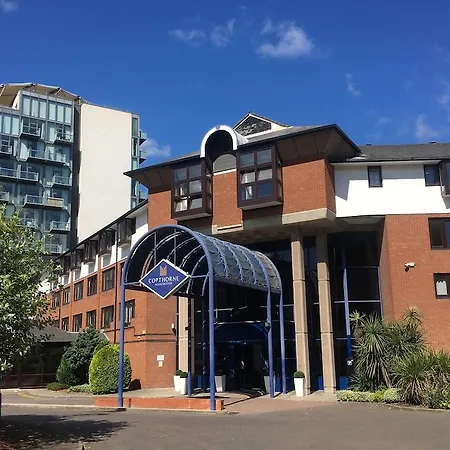 Copthorne Salford Quays 4*