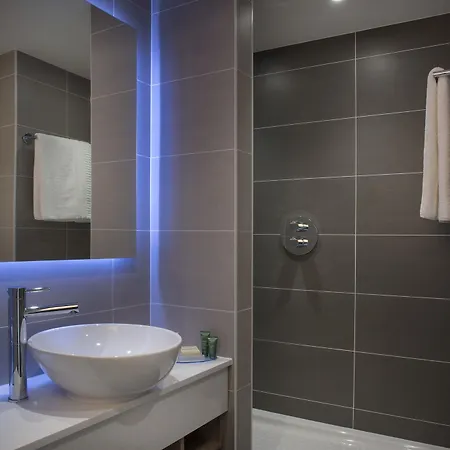 Hotel Hilton Garden Manchester Emirates Old Trafford 4*