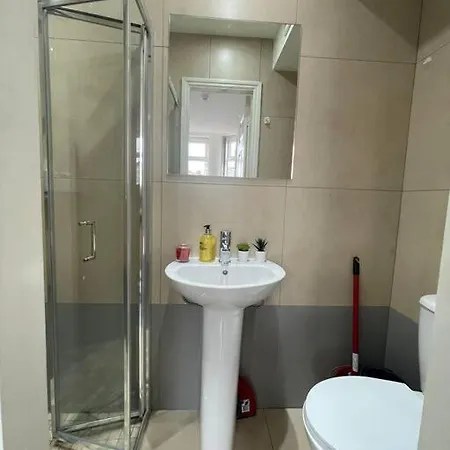 Bijou Studio Flat Curry Mile - Newly Renovated - Free Parking Lejlighed *