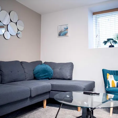 Apartment Pass The Keys Lovely 2 Bedroom In Manchester