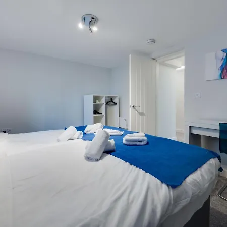 Apartment Pass The Keys Lovely 2 Bedroom In Manchester